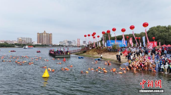 ��ӬF(xi��n)������Ӿʿ��������ˮ����ʯ���� �z