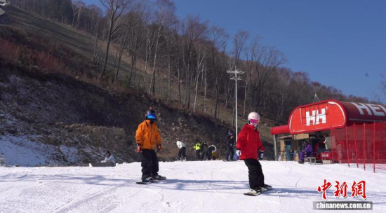 ��ѩ�ۺ����w򞡰�׻�������ʯ���� �z