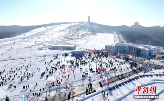 ���ɽѩ���硣(�Y�ψD)(÷�ӿ���ί���������D)