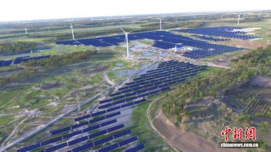 2025�괺�����ְ׳��읙(r��n)�G�ܹ���վ��(�Y�ψD) ��ӭѩ �z