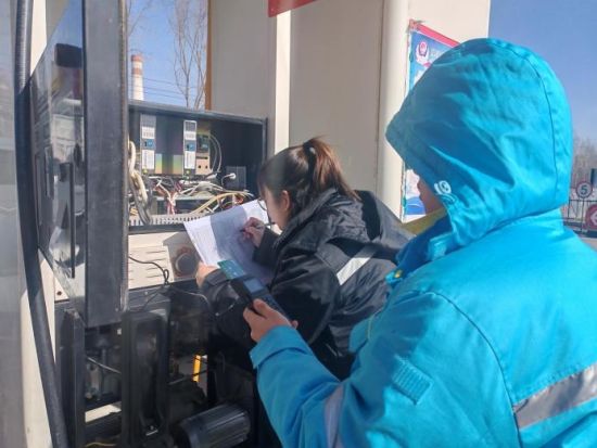 �|Դ�ֹ�˾�z��С�M������վ�O(sh��)���M�Йz����